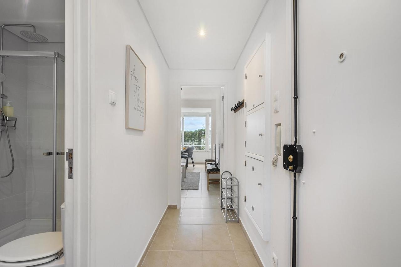 Whome Peaceful Alges Family Home Away From City Noise Lisbona Esterno foto