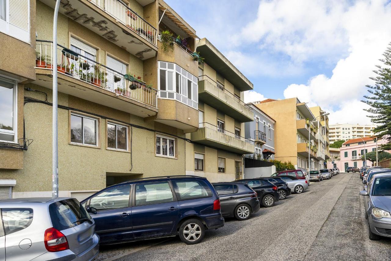 Whome Peaceful Alges Family Home Away From City Noise Lisbona Esterno foto